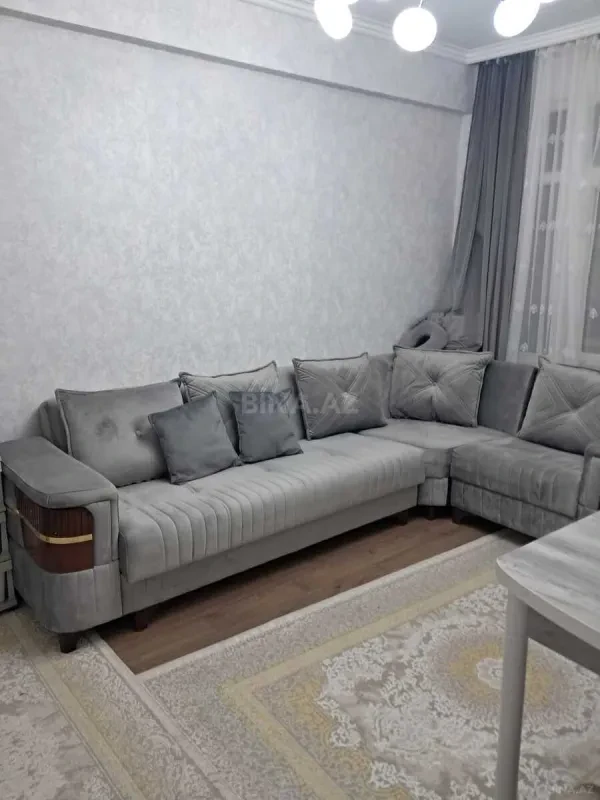 Kirayə verilir 2 otaqlı mənzil 55 m²