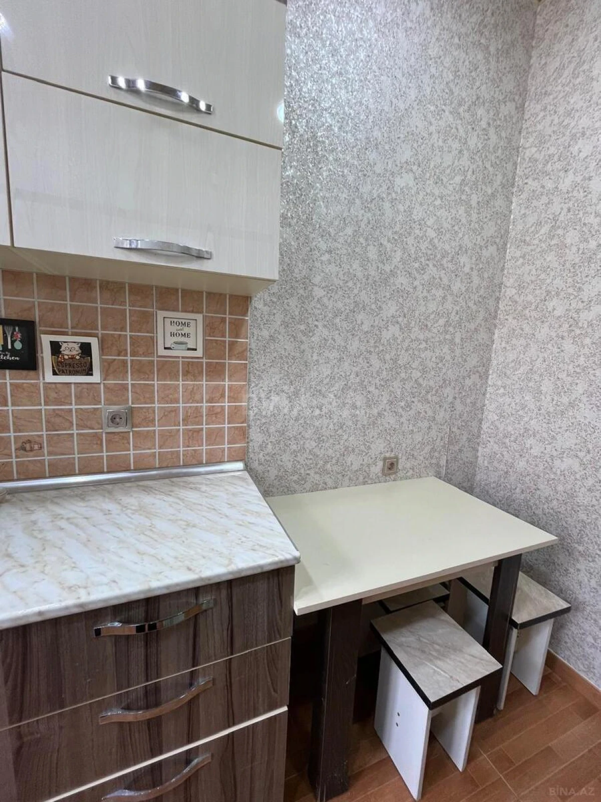 Kirayə verilir 3 otaqlı mənzil 100 m²