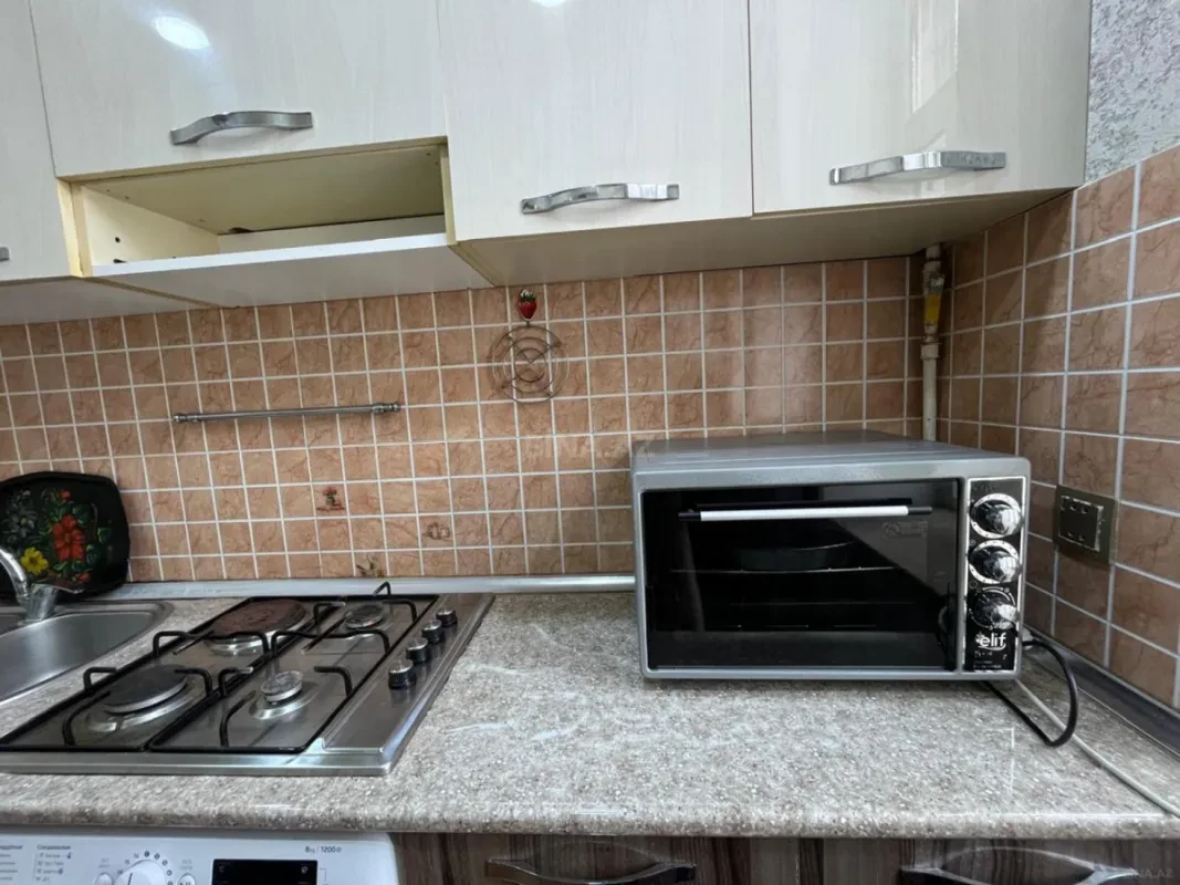 Kirayə verilir 3 otaqlı mənzil 100 m²