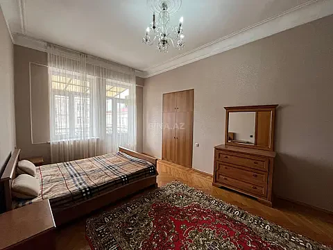 Kirayə verilir 3 otaqlı mənzil 100 m²