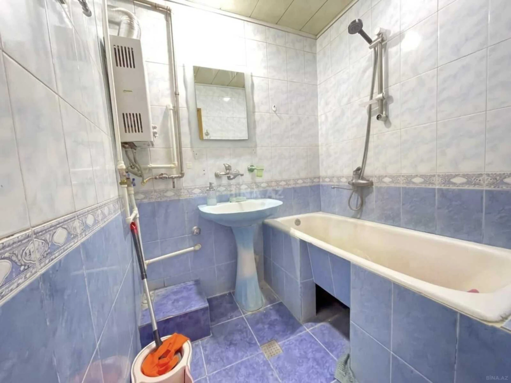 Kirayə verilir 2 otaqlı mənzil 55 m²