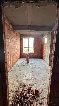 Satılır 4 otaqlı mənzil 169 m²