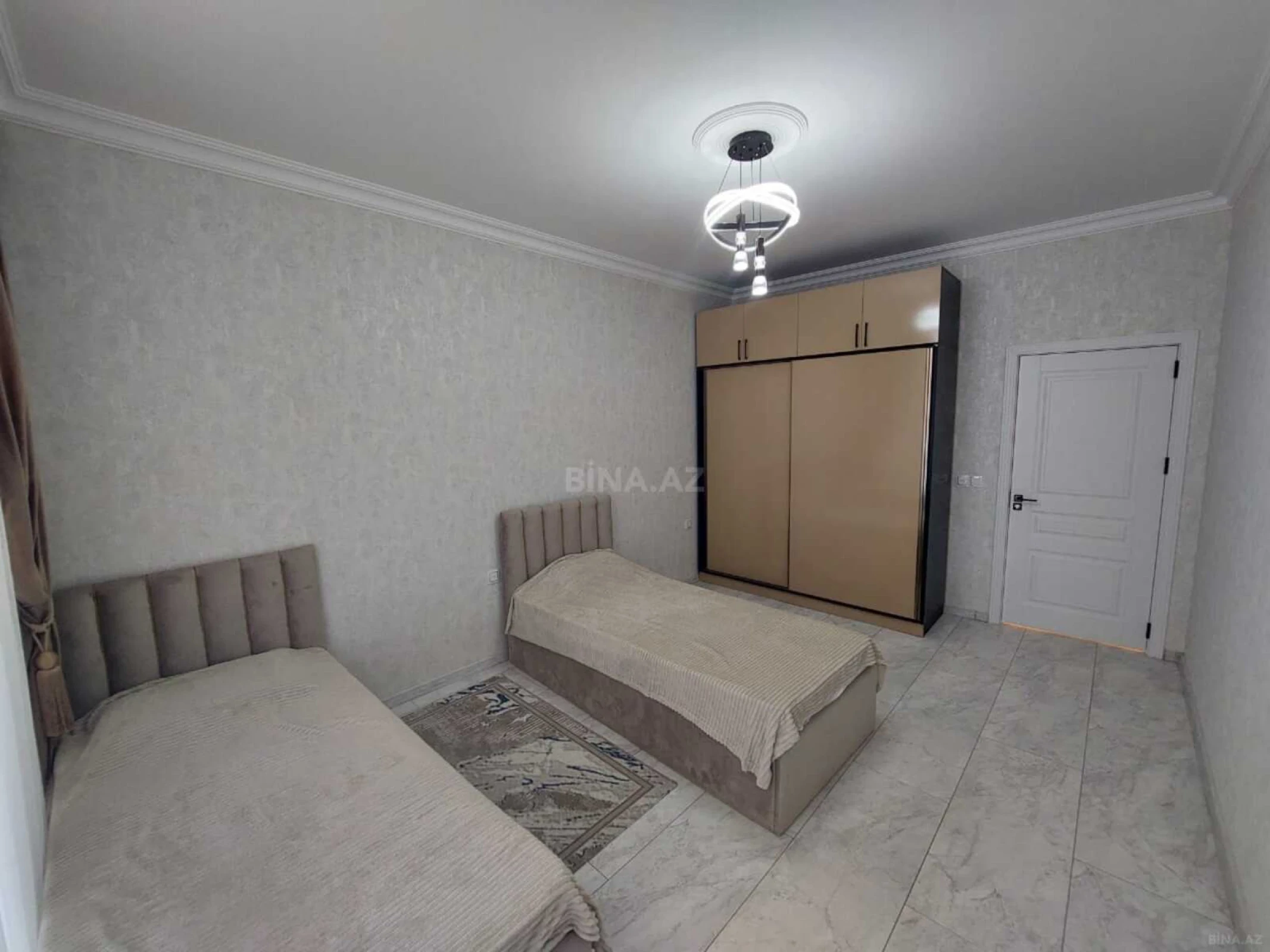 Kirayə verilir 3 otaqlı mənzil 148 m²
