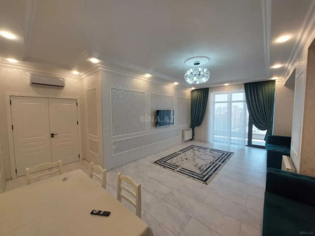 Kirayə verilir 3 otaqlı mənzil 148 m²