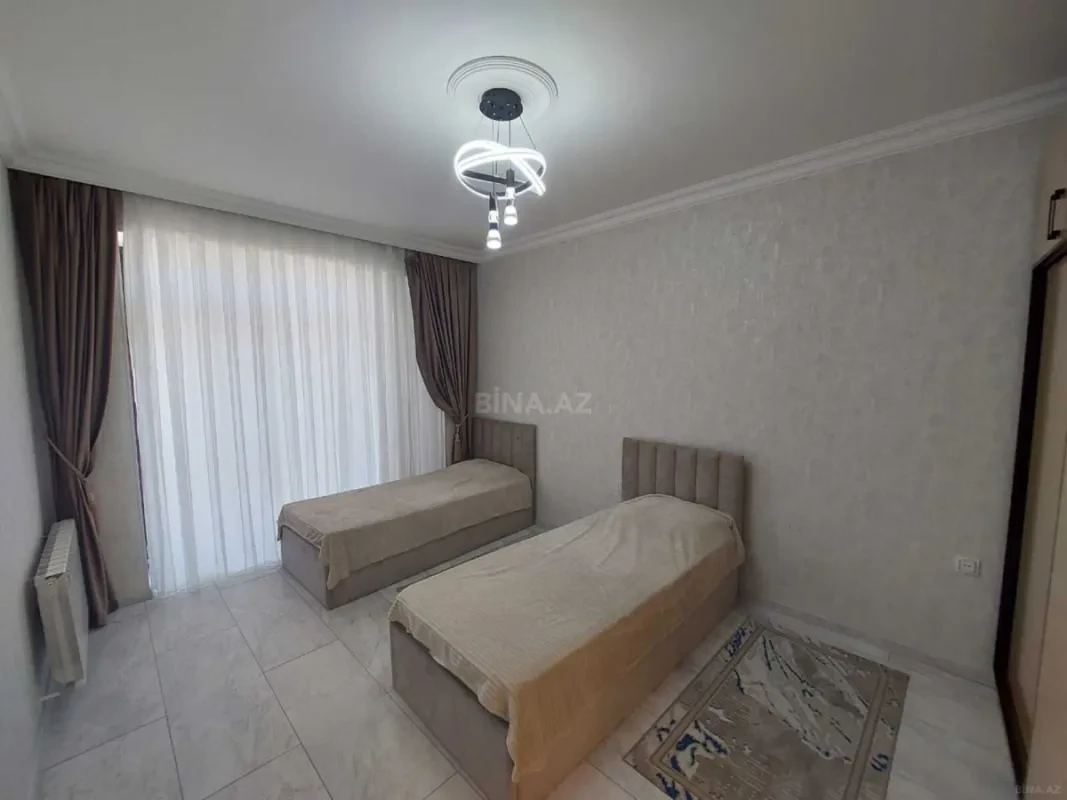 Kirayə verilir 3 otaqlı mənzil 148 m²