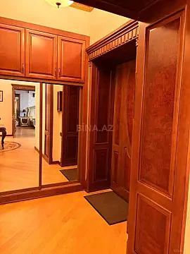 Kirayə verilir 2 otaqlı mənzil 92.4 m²