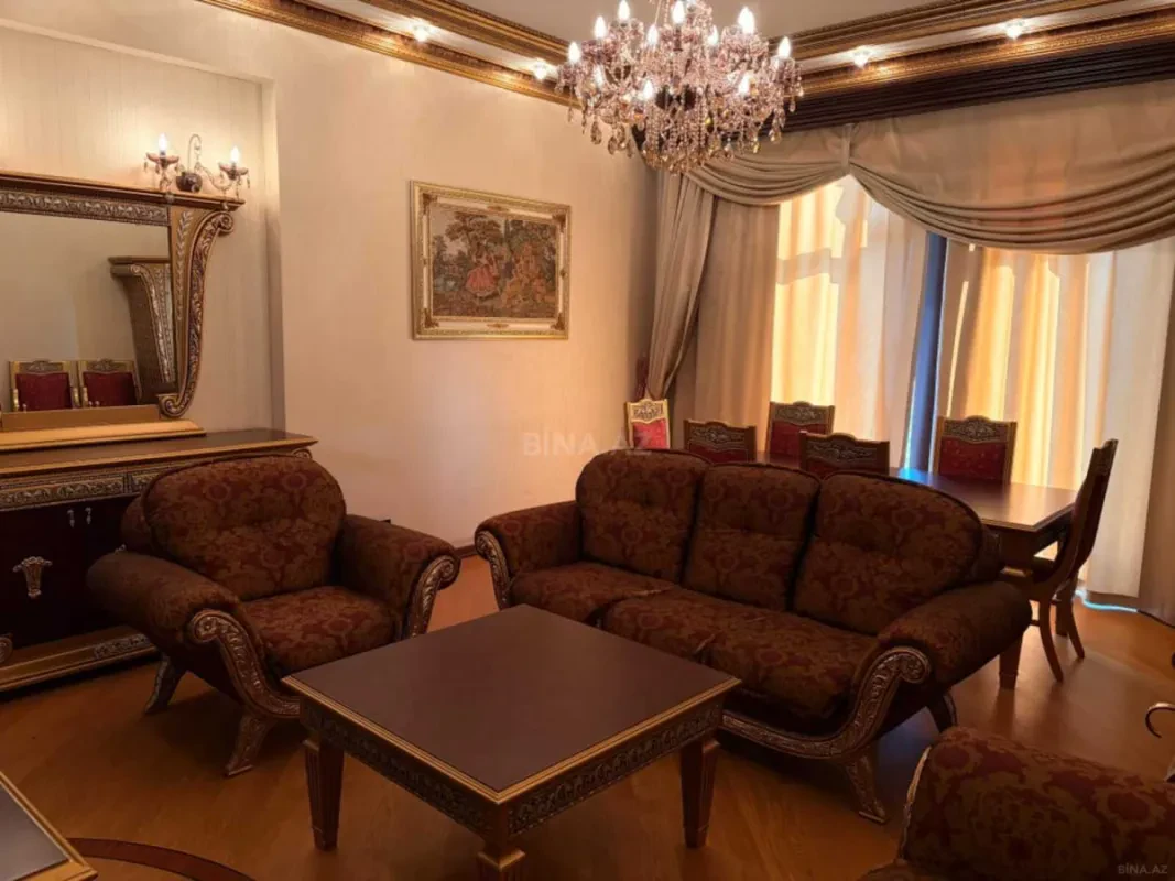 Kirayə verilir 2 otaqlı mənzil 92.4 m²