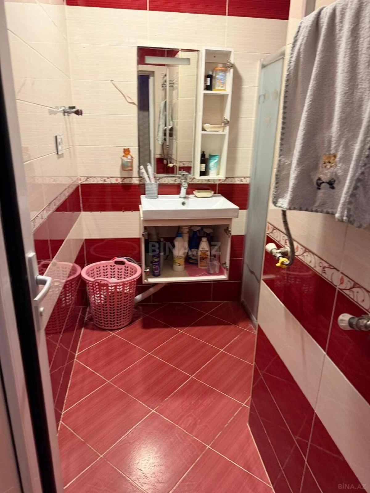 Satılır 2 otaqlı mənzil 65 m²