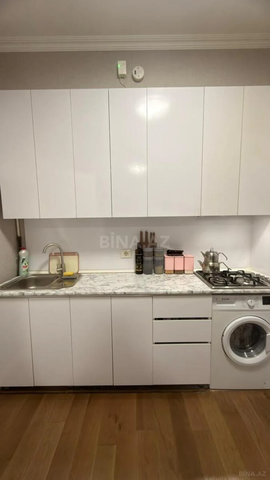 Kirayə verilir 2 otaqlı mənzil 65 m²