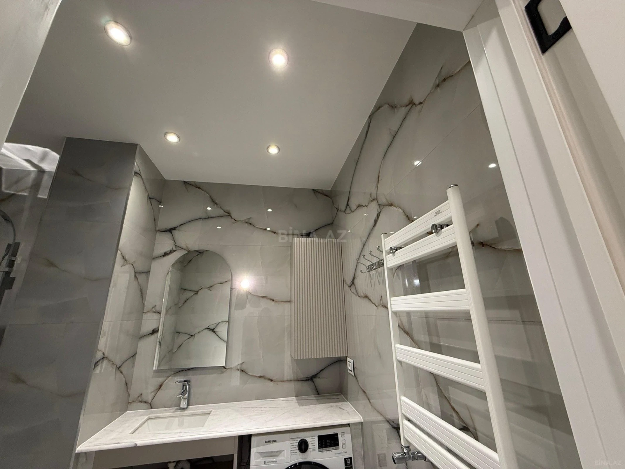 Kirayə verilir 3 otaqlı mənzil 100 m²