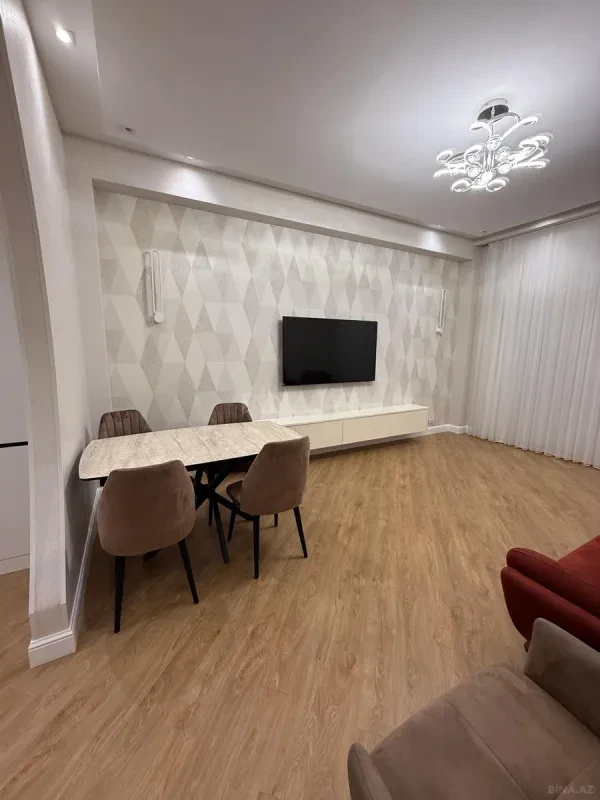 Kirayə verilir 3 otaqlı mənzil 100 m²