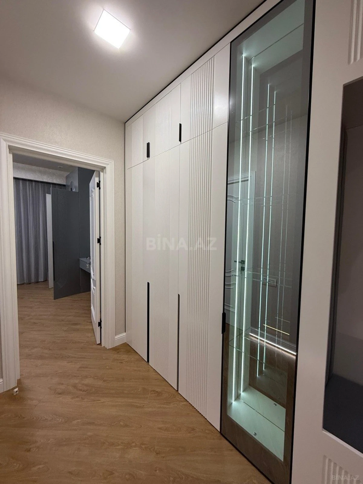 Kirayə verilir 3 otaqlı mənzil 100 m²
