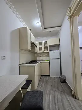 Kirayə verilir 2 otaqlı mənzil 65 m²
