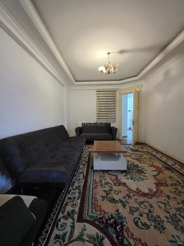 Kirayə verilir 2 otaqlı mənzil 65 m²