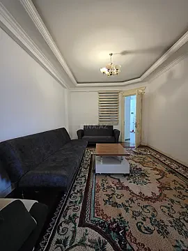 Kirayə verilir 2 otaqlı mənzil 65 m²