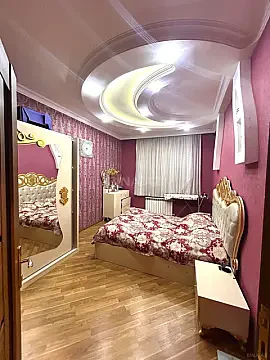 Kirayə verilir 4 otaqlı mənzil 124 m²