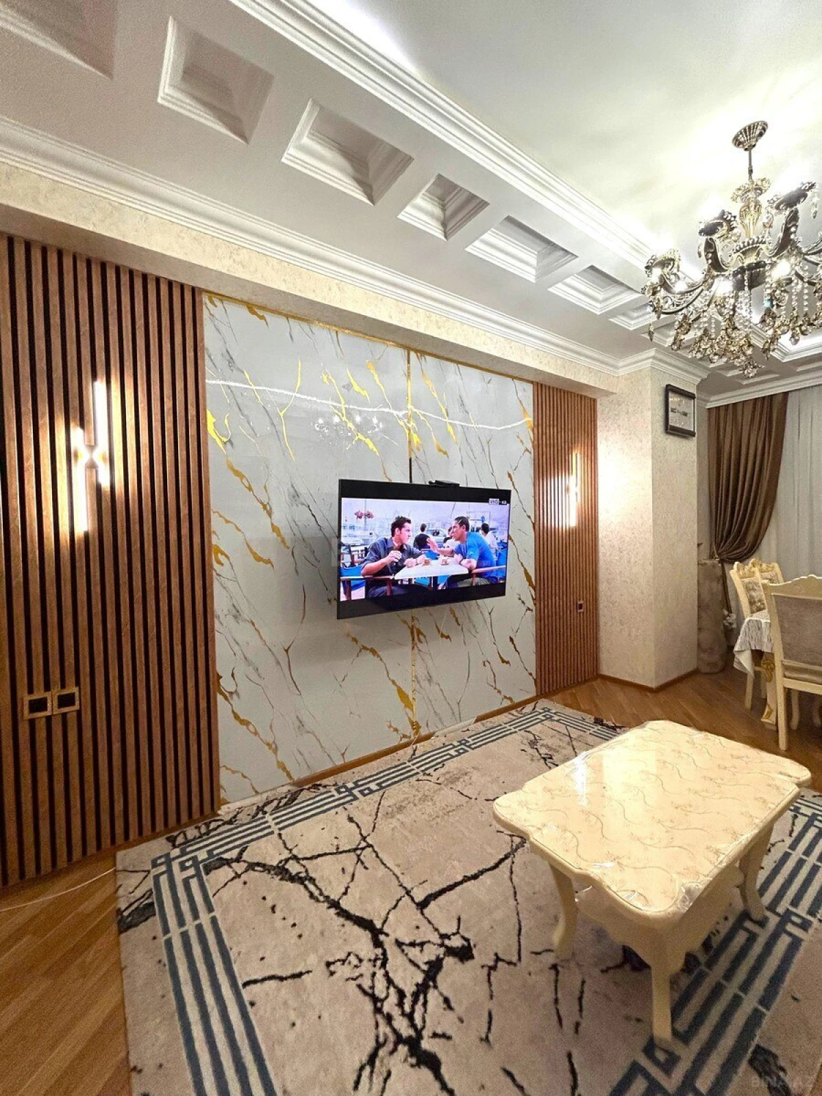 Kirayə verilir 4 otaqlı mənzil 124 m²