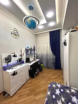 Kirayə verilir 4 otaqlı mənzil 124 m²
