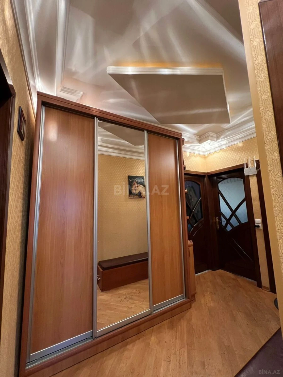 Satılır 3 otaqlı mənzil 90 m²