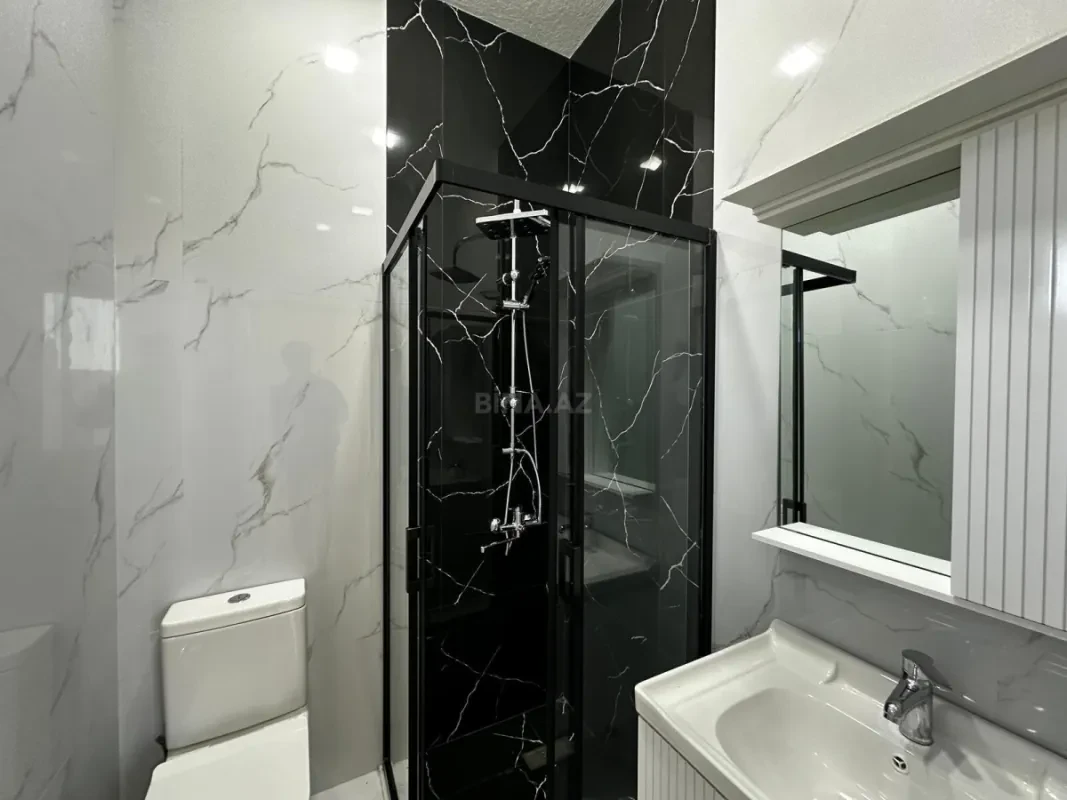 Satılır 4 otaqlı həyət evi 130 m²