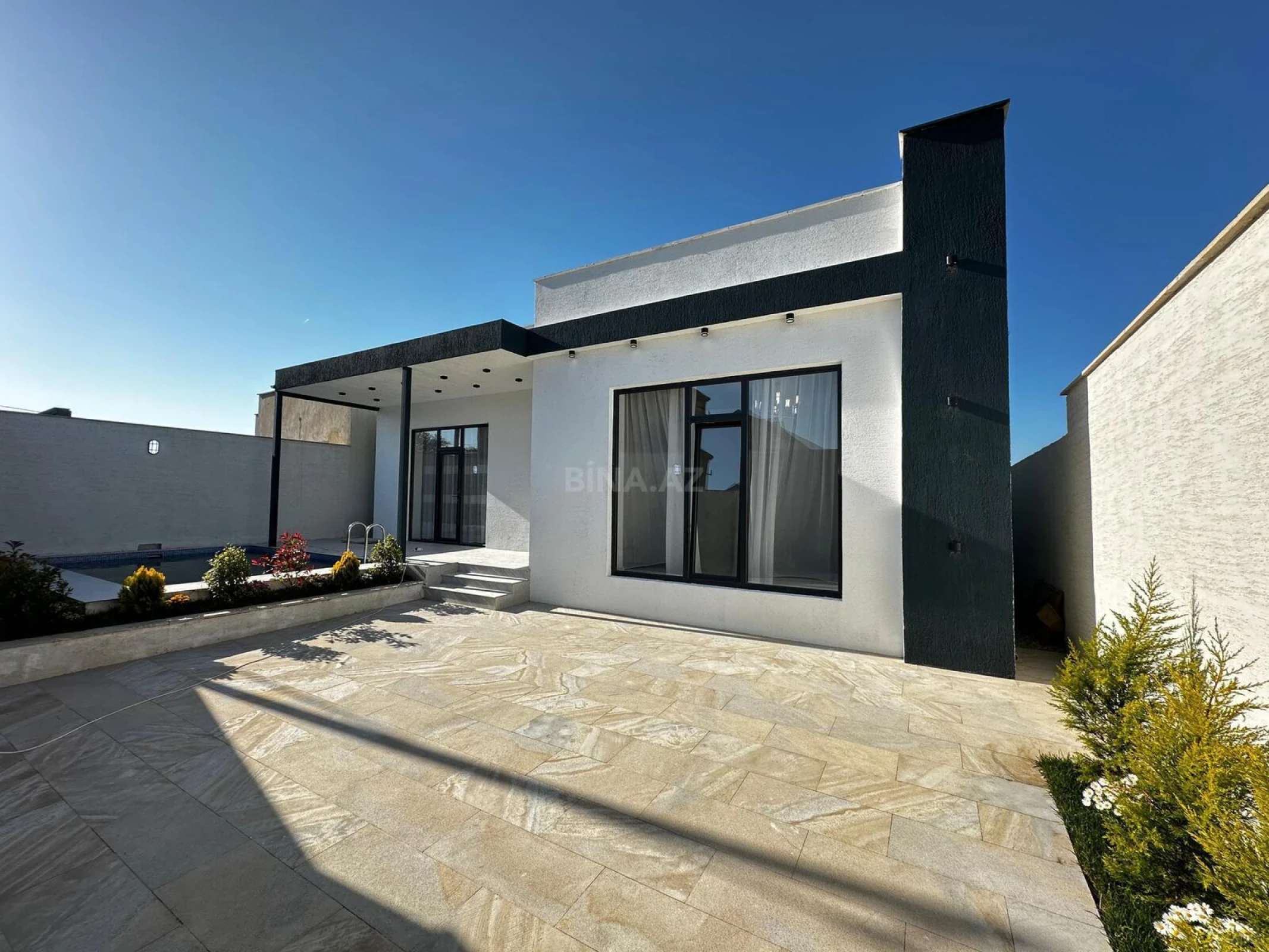 Satılır 4 otaqlı həyət evi 130 m²