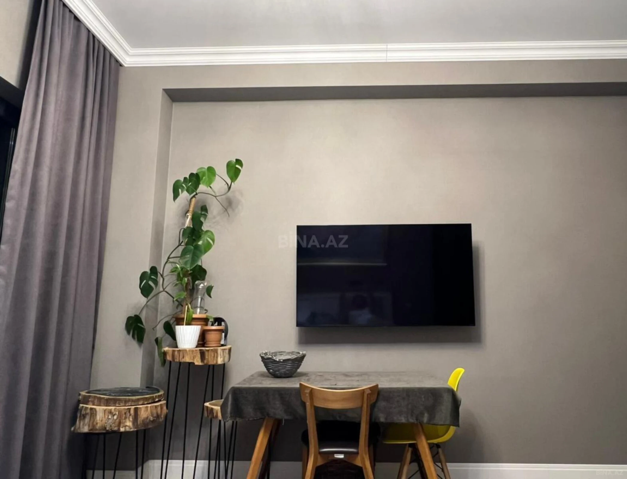 Kirayə verilir 3 otaqlı mənzil 160 m²