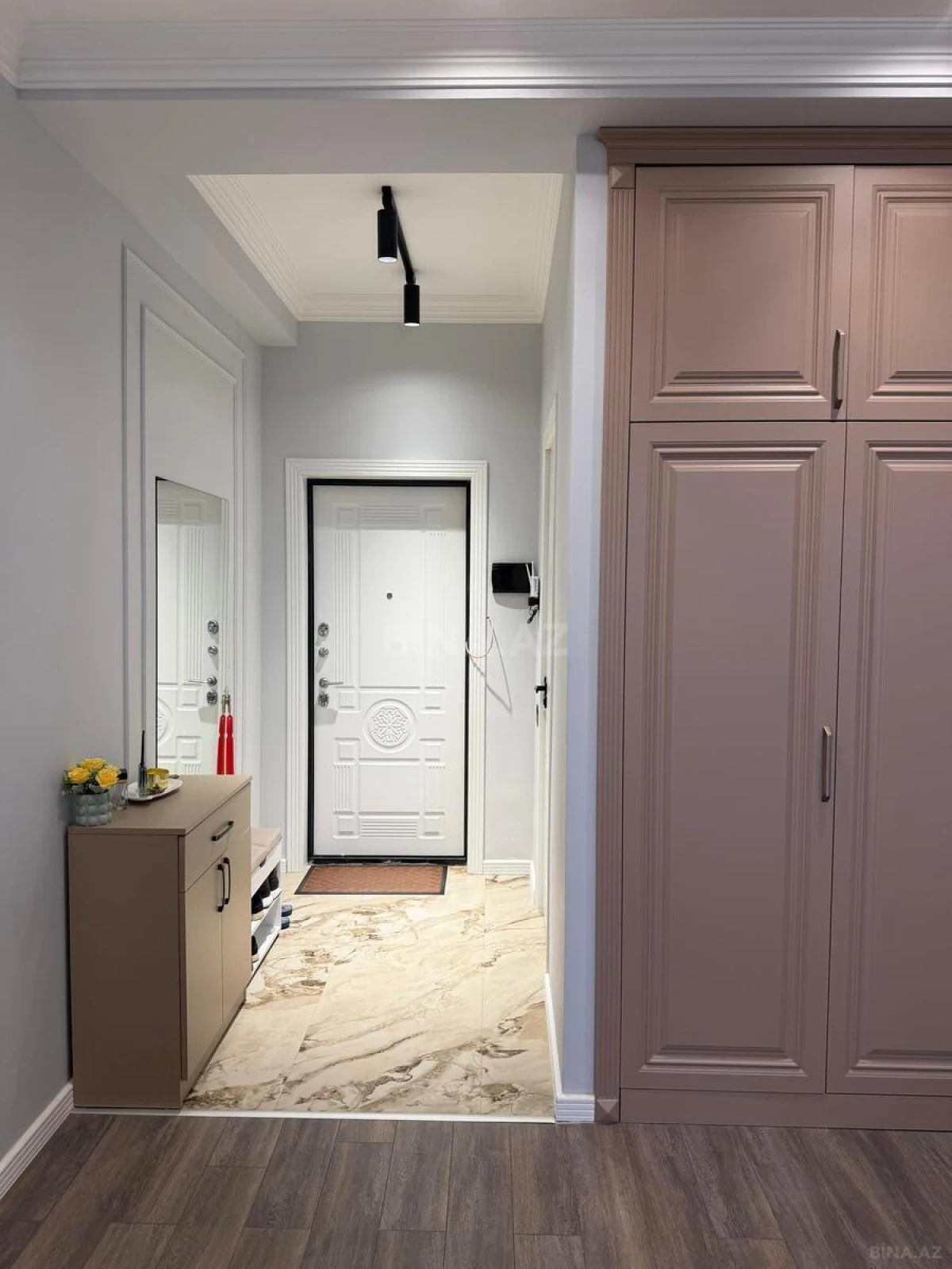 Kirayə verilir 3 otaqlı mənzil 79 m²