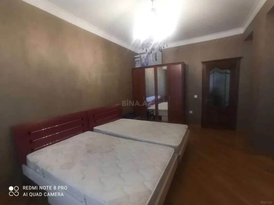 Kirayə verilir 3 otaqlı mənzil 145 m²