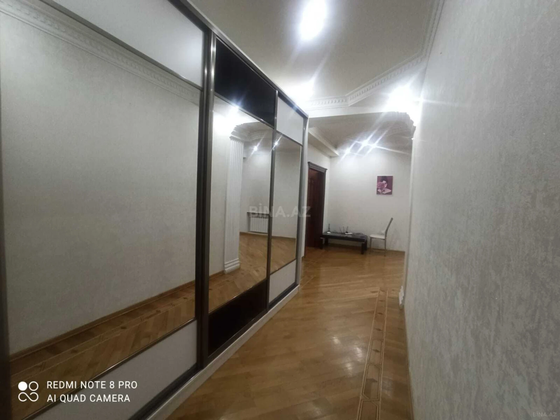 Kirayə verilir 3 otaqlı mənzil 145 m²