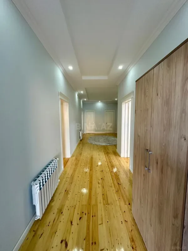 Satılır 4 otaqlı həyət evi 160 m²