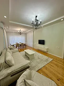 Satılır 4 otaqlı həyət evi 160 m²