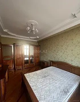 Satılır 3 otaqlı mənzil 125 m²