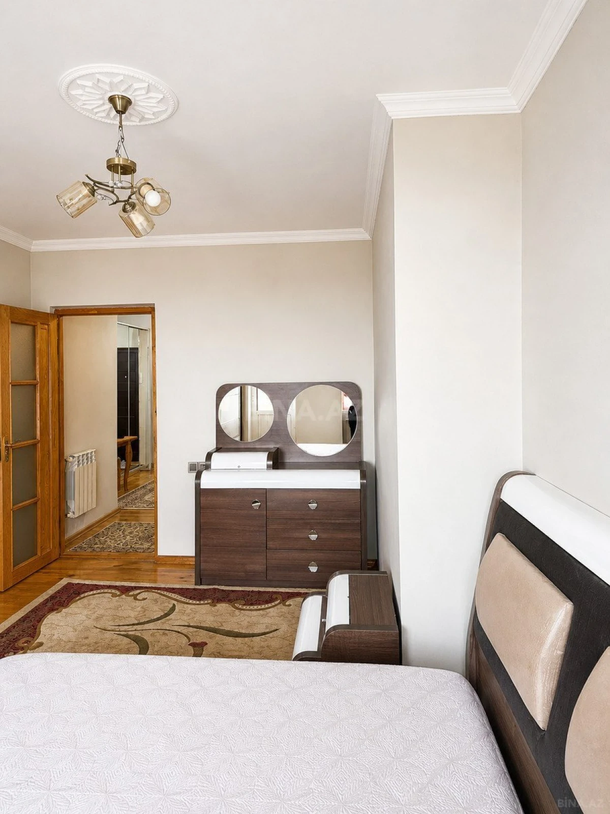 Satılır 2 otaqlı mənzil 70 m²