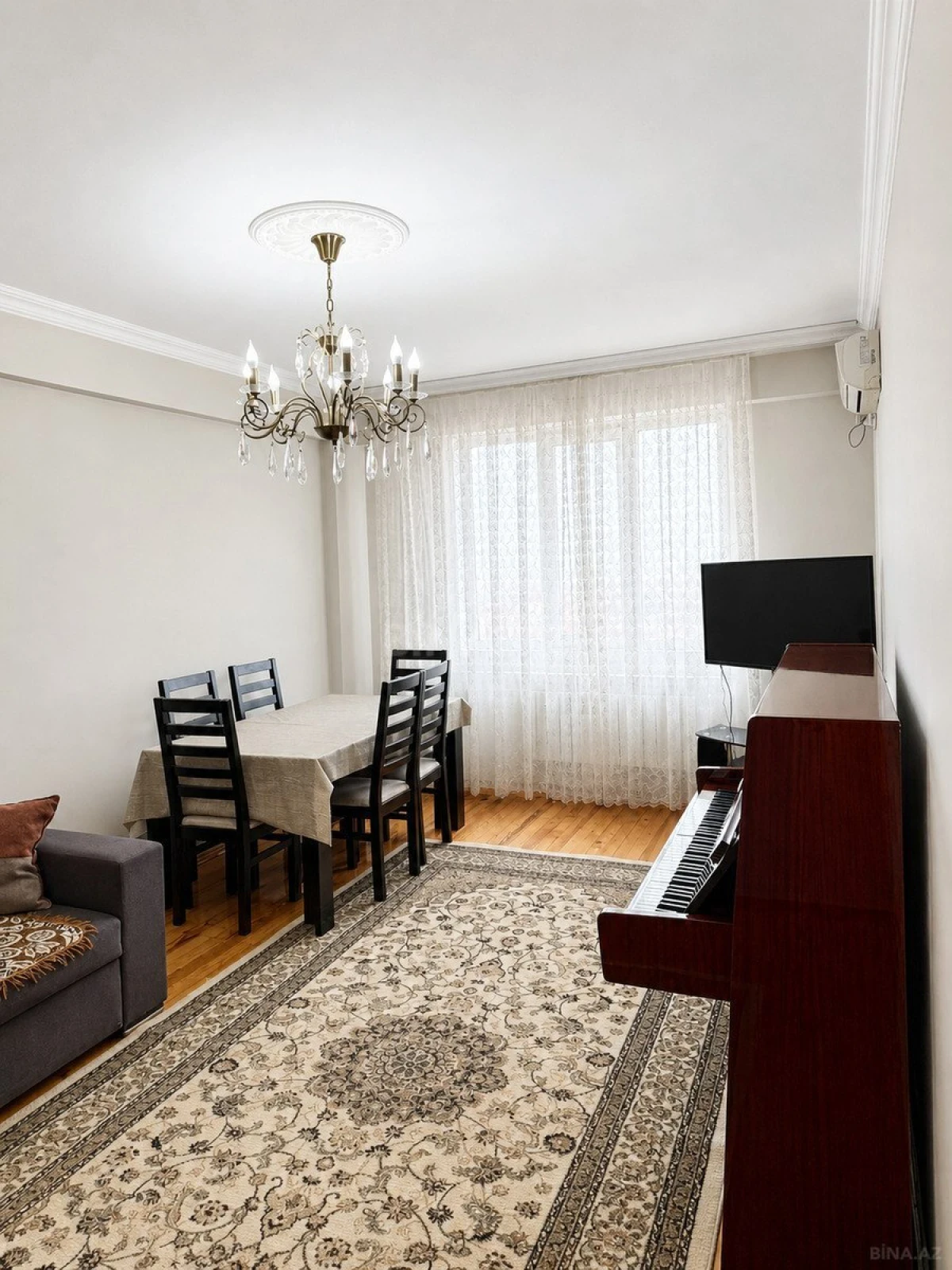 Satılır 2 otaqlı mənzil 70 m²