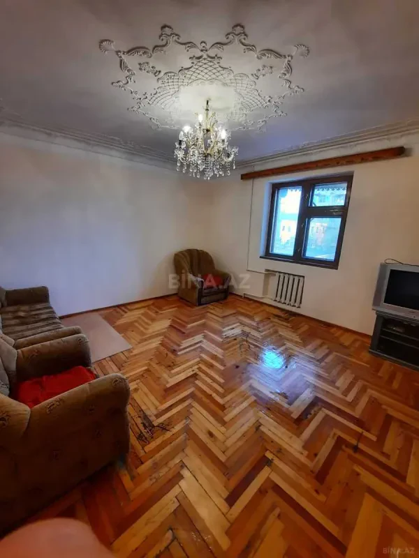 Kirayə verilir 3 otaqlı mənzil 80 m²