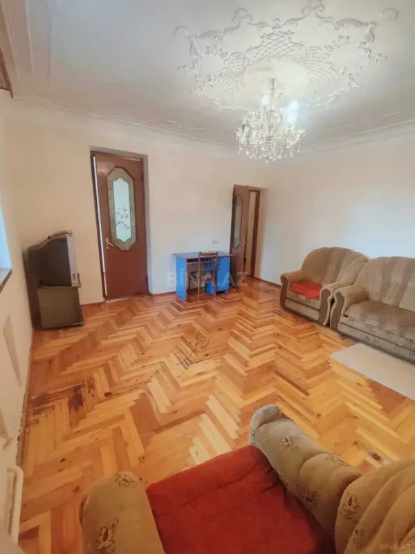 Kirayə verilir 3 otaqlı mənzil 80 m²