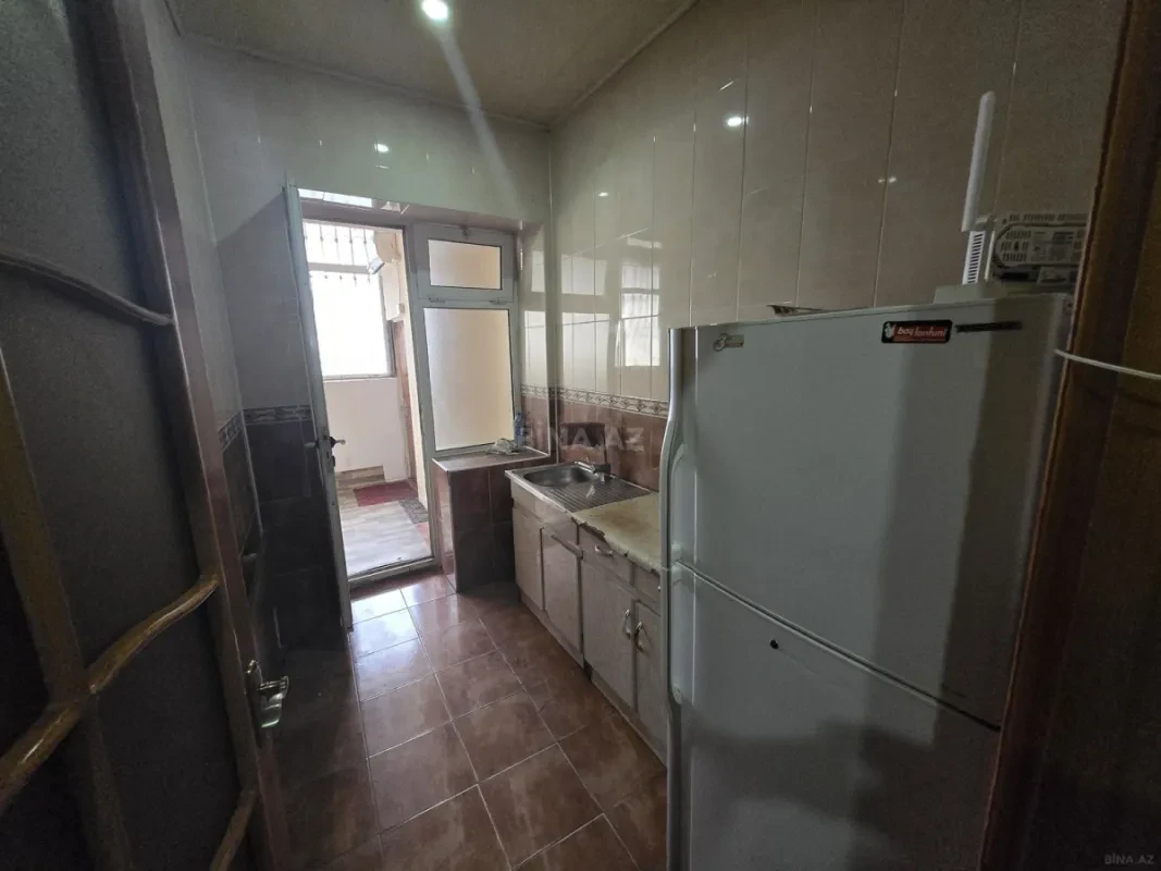 Kirayə verilir 4 otaqlı ofis 120 m²