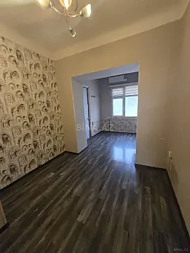 Kirayə verilir 4 otaqlı ofis 120 m²
