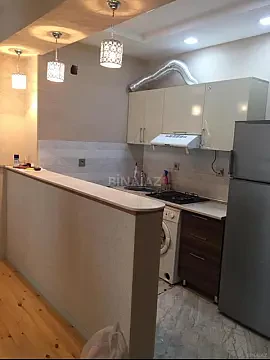 Kirayə verilir 2 otaqlı mənzil 56 m²