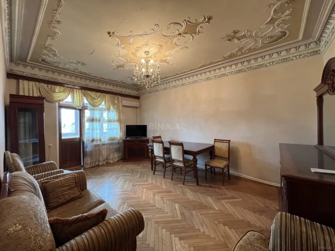 Satılır 3 otaqlı mənzil 90 m²