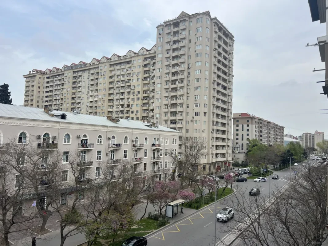 Satılır 3 otaqlı mənzil 90 m²