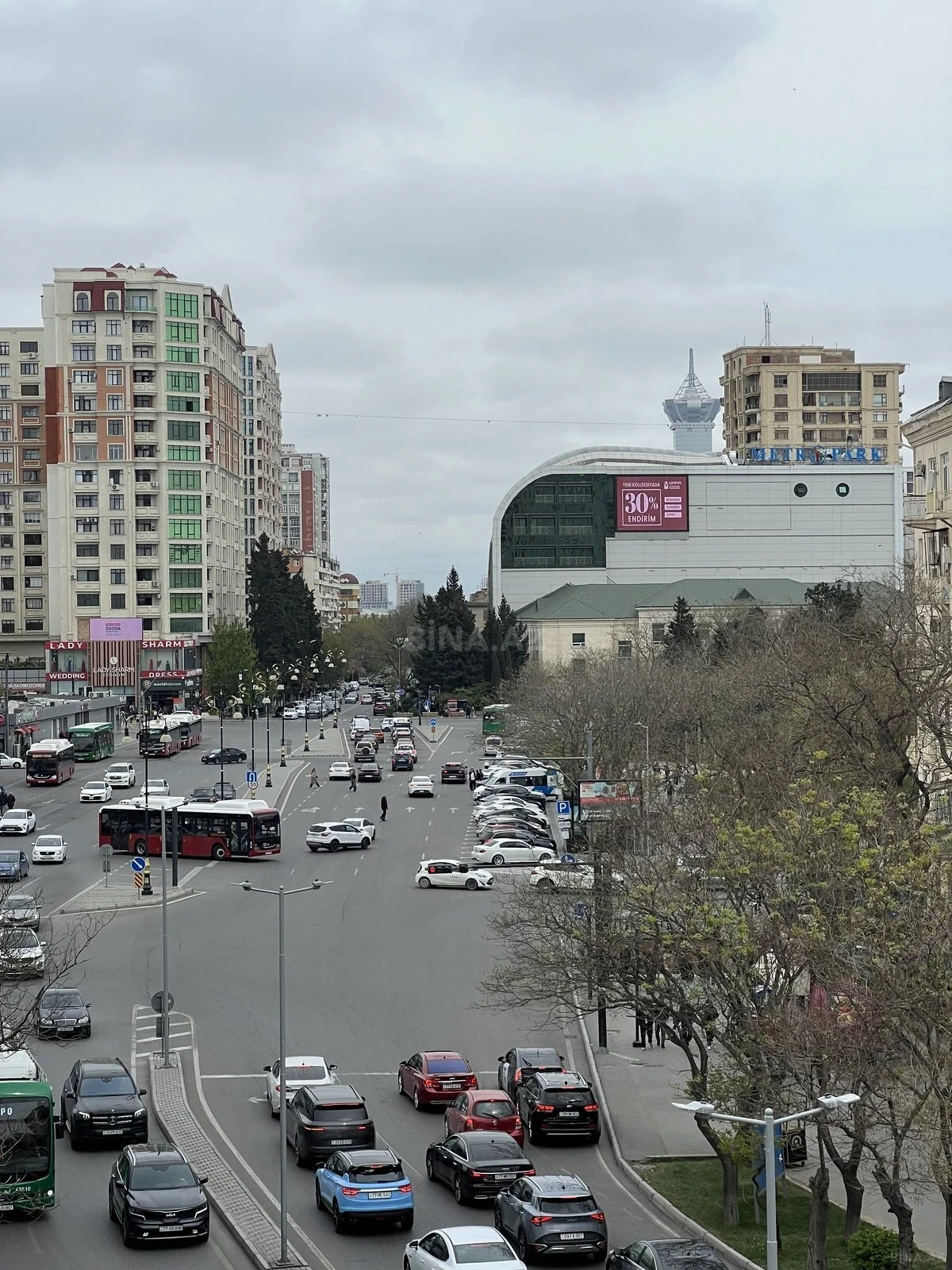 Satılır 3 otaqlı mənzil 90 m²