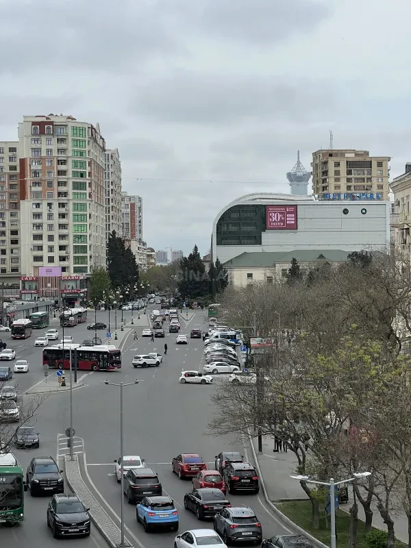 Satılır 3 otaqlı mənzil 90 m²