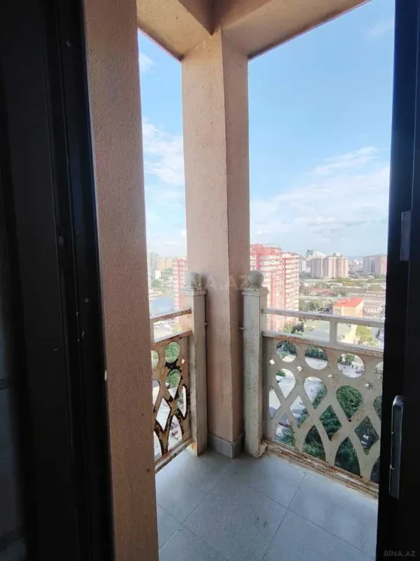 Kirayə verilir 3 otaqlı mənzil 120 m²