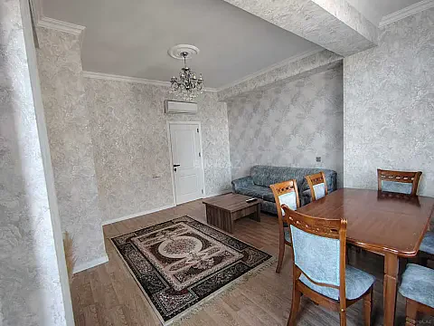 Kirayə verilir 3 otaqlı mənzil 120 m²