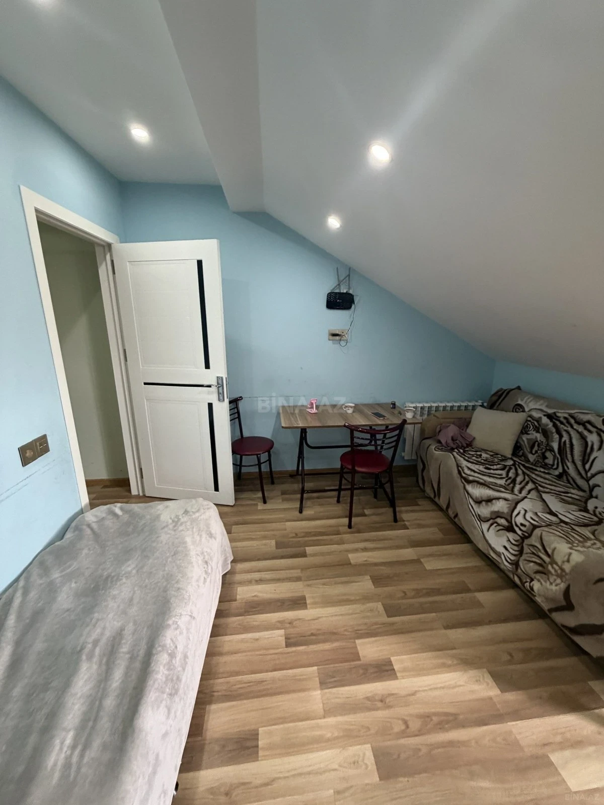 Satılır 2 otaqlı mənzil 51 m²