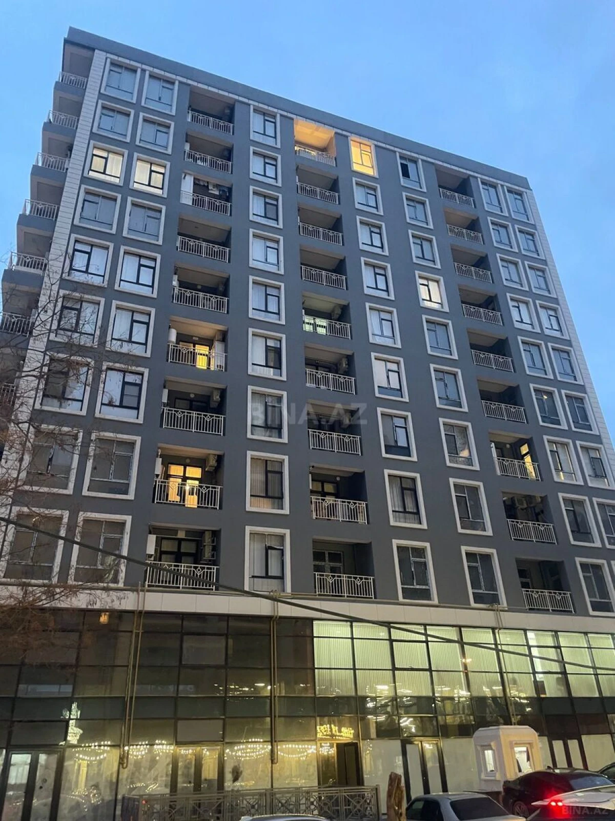 Kirayə verilir 3 otaqlı mənzil 138 m²