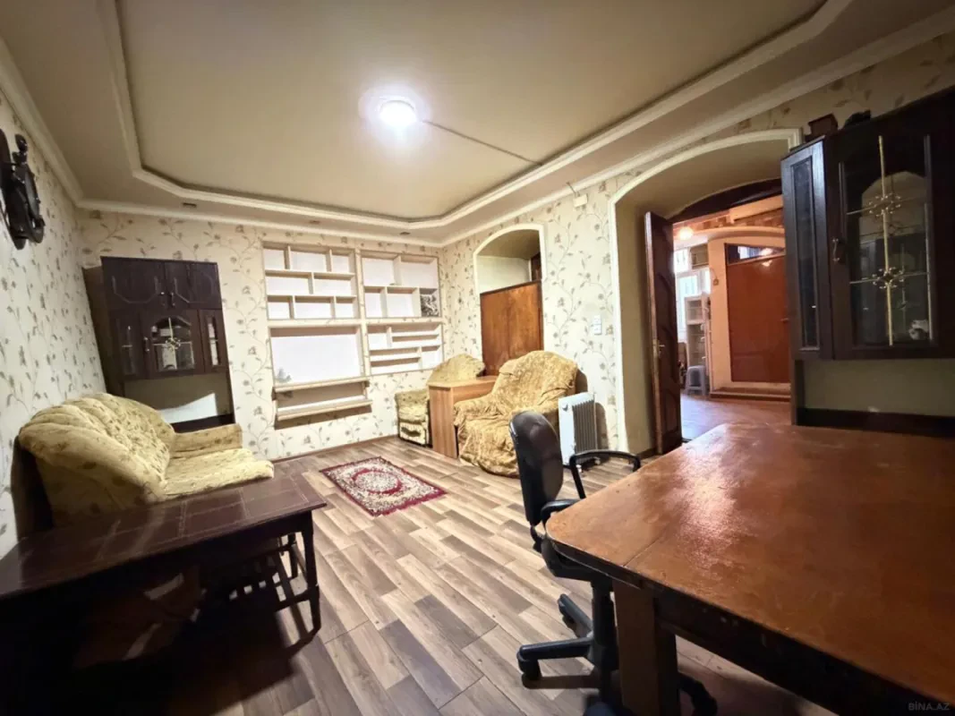 Kirayə verilir 2 otaqlı mənzil 65 m²
