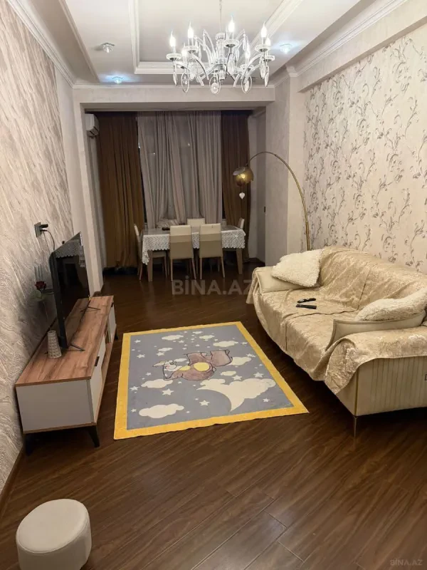 Kirayə verilir 3 otaqlı mənzil 110 m²
