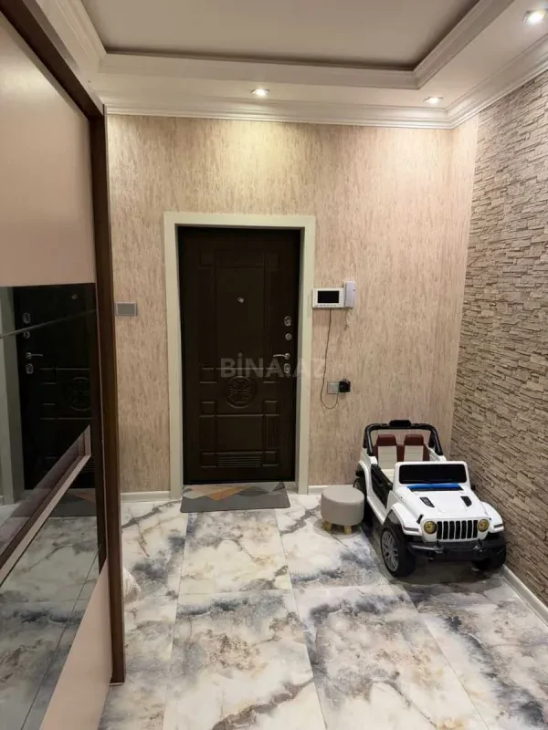 Kirayə verilir 3 otaqlı mənzil 110 m²